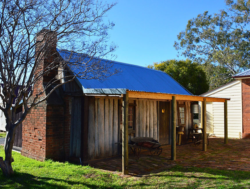 Slab Hut THS Tamworth NSW