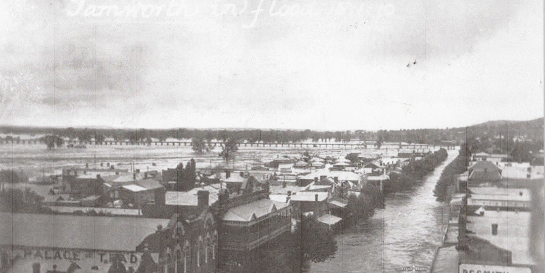 Flood showing Railway Viaduct Tamworth